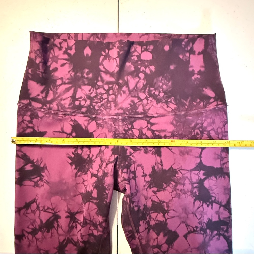 Lululemon -Wunder Under Pant (Hi-Rise)- Shibori Darkest Magenta Black - 10 - EUC - Picture 8 of 15